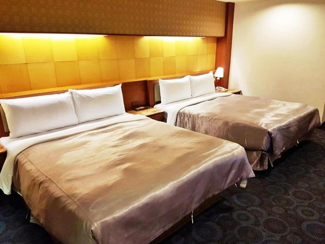 Jing Jing Holiday Hotel 高雄市 エクステリア 写真