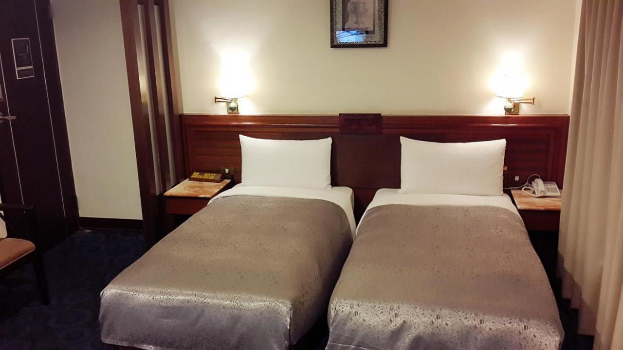 Jing Jing Holiday Hotel 高雄市 エクステリア 写真